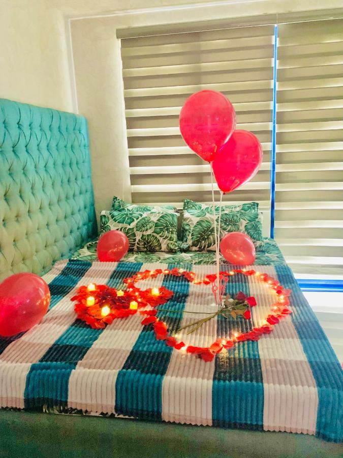 Sea 2-Br Unit With Free Parking Near Mall Of Asia Pasay Eksteriør bilde