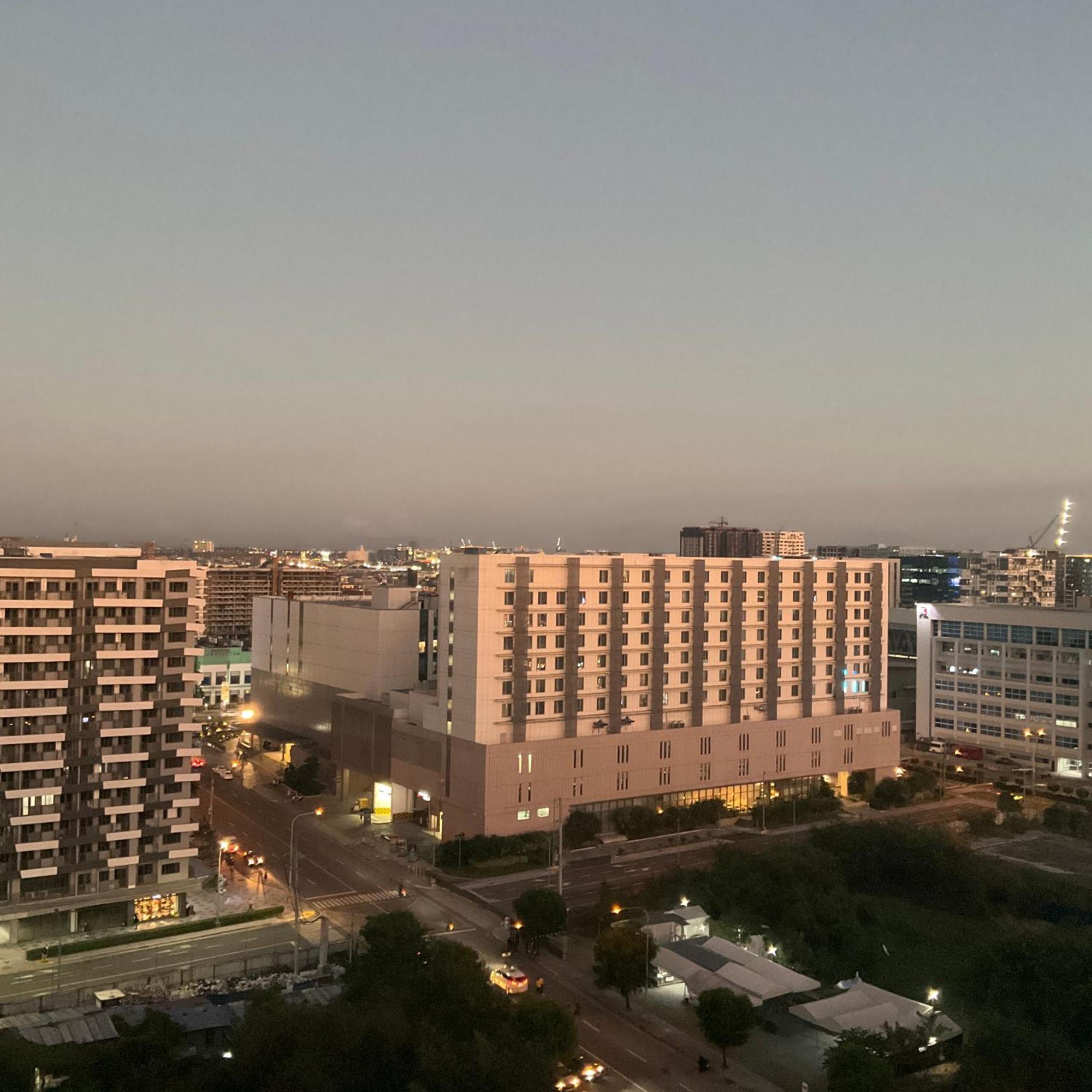 Sea 2-Br Unit With Free Parking Near Mall Of Asia Pasay Eksteriør bilde